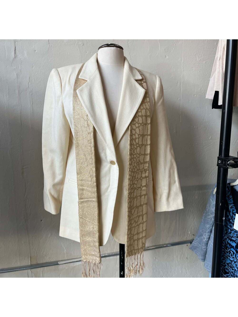 Cream Wool Blazer (4)